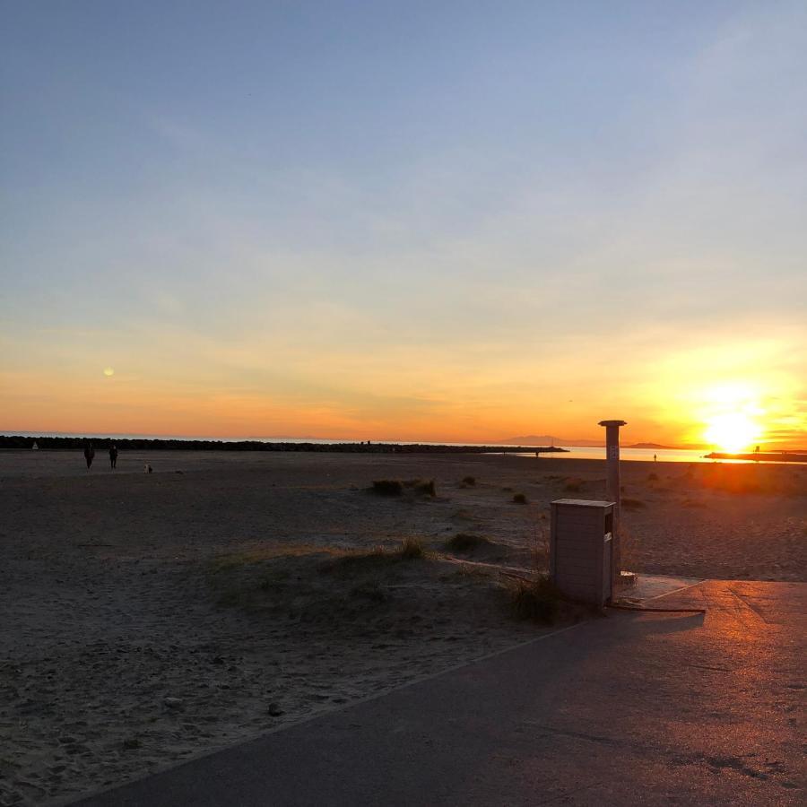 Studio Vue Mer Situe A Cote De La Plage Quartier Des Quilles แซ็ต ภายนอก รูปภาพ