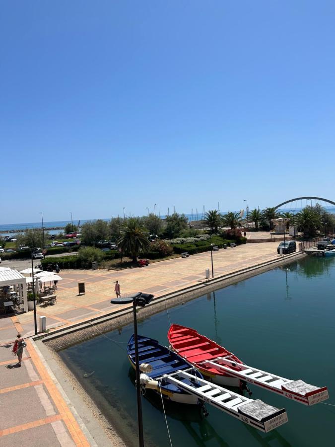 Studio Vue Mer Situe A Cote De La Plage Quartier Des Quilles แซ็ต ภายนอก รูปภาพ